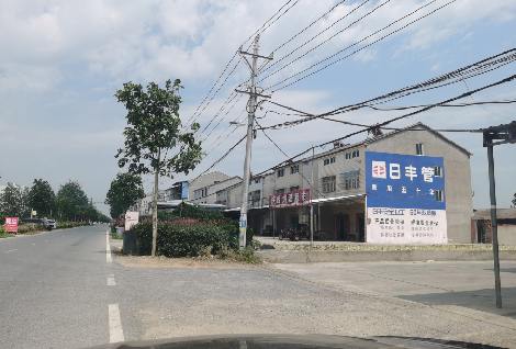 荔波如何能保证墙体广告的醒目性？